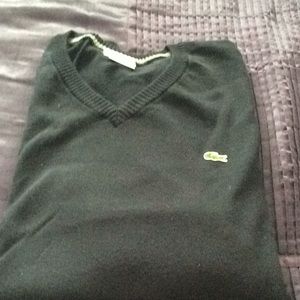 Men’s lactose vneck sweater
